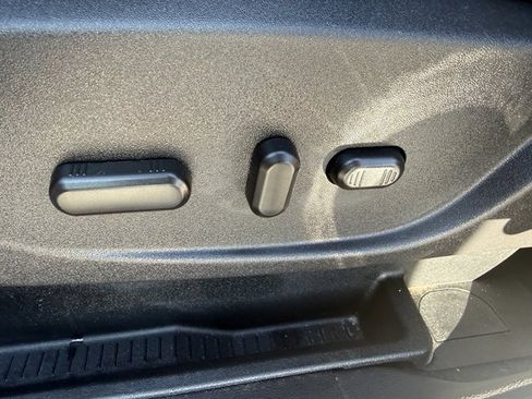 Used 2018 Ford Escape SEL AWD/4WD image 11