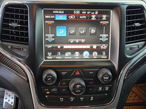 Used 2015 Jeep Grand Cherokee SRT AWD/4WD image 27