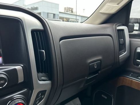 Used 2016 GMC Sierra 2500 SLT w/ Driver Alert Package AWD/4WD image 42