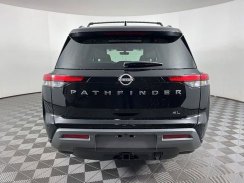 New 2026 Nissan Pathfinder SL w/ SL Premium Package image 9