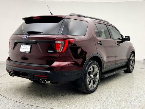 Used 2018 Ford Explorer Sport w/ Equipment Group 401A image 5