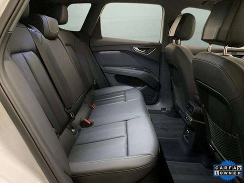 Used 2024 Audi Q4 e-tron Premium Plus image 24