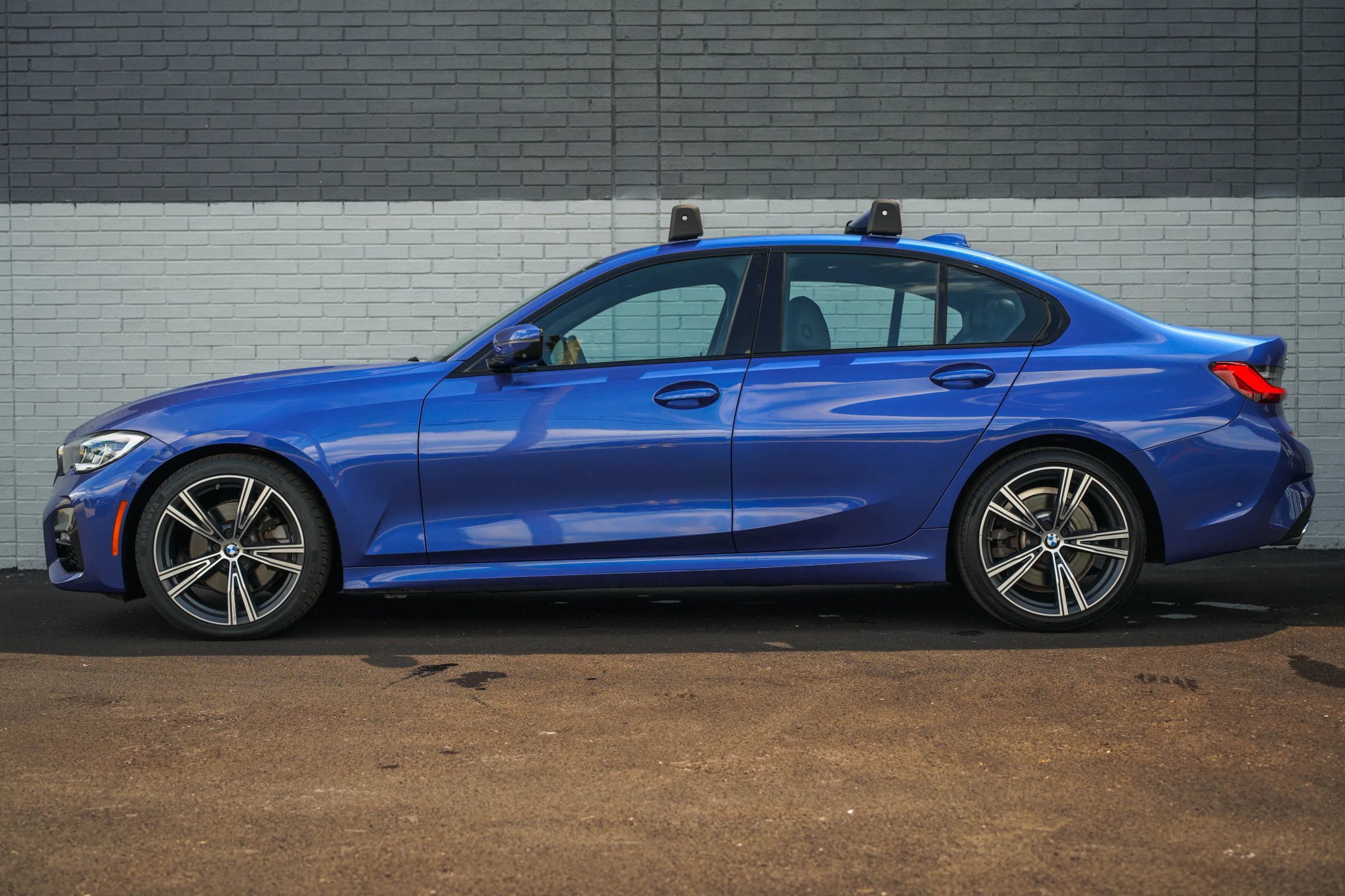 Used 2019 BMW 330i xDrive Sedan w/ M Sport Package AWD/4WD image 9