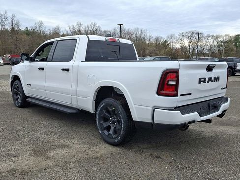 New 2026 RAM 1500 4x4 Crew Cab image 6