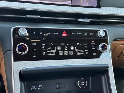 New 2026 Genesis GV80 2.5T Advanced image 29