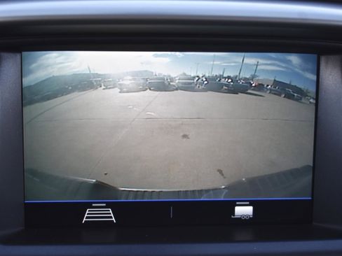 Used 2022 Chevrolet Colorado LT image 5