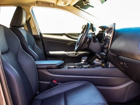 Used 2024 Lexus NX 350 AWD image 40