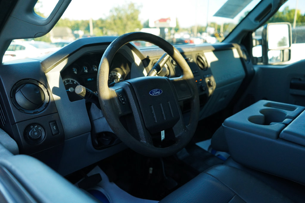 Used 2015 Ford F250 XL AWD/4WD image 5