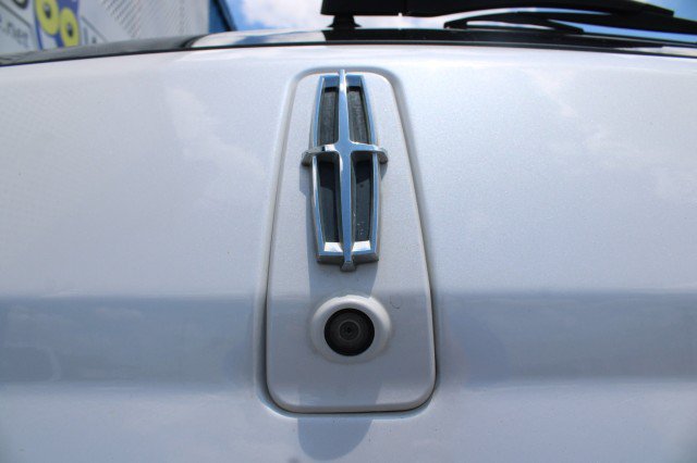 Used 2015 Lincoln MKX FWD w/ Equipment Group 102A image 6