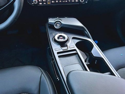 New 2025 Kia EV6 Light image 17
