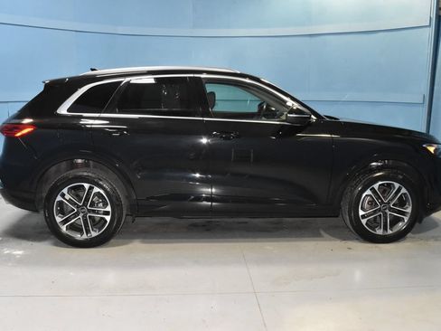 Certified 2025 Audi Q5 Premium w/ Convenience Package AWD/4WD image 20