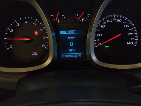 Used 2017 Chevrolet Equinox Premier w/ Enhanced Convenience Package FWD image 23