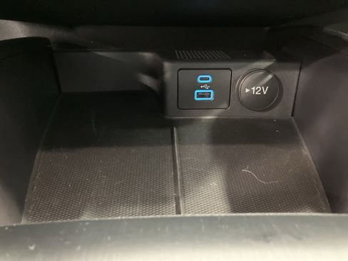 Certified 2022 Ford Escape SEL image 17