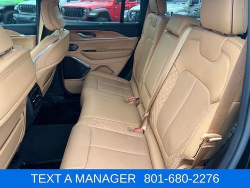 Used 2022 Jeep Grand Cherokee Summit AWD/4WD image 32