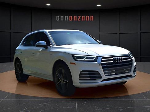 Used 2018 Audi SQ5 Premium Plus w/ Navigation Package image 5