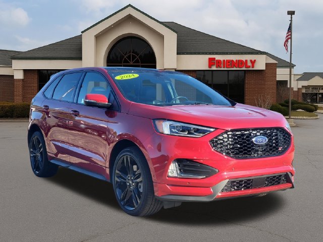 Used 2024 Ford Edge ST w/ Equipment Group 401A AWD/4WD image 2