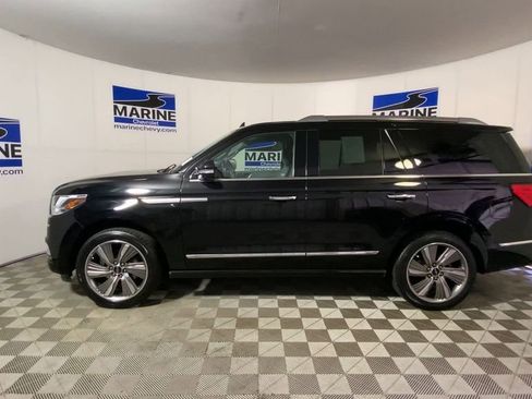 Used 2018 Lincoln Navigator Select AWD/4WD image 7