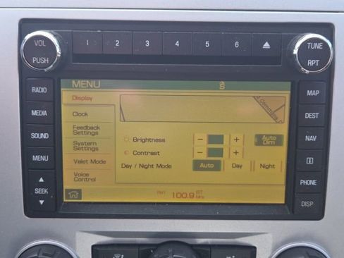 Used 2010 Mercury Mariner Premier image 33