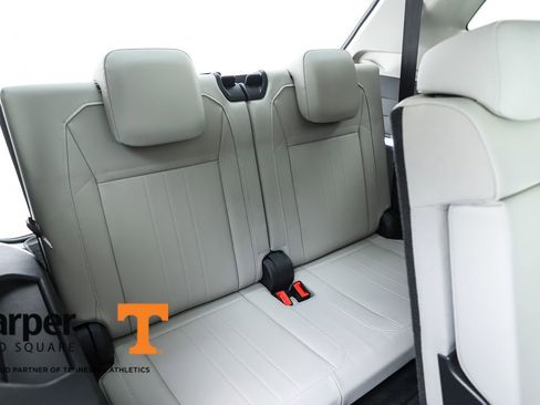 Used 2023 Volkswagen Tiguan SE image 75