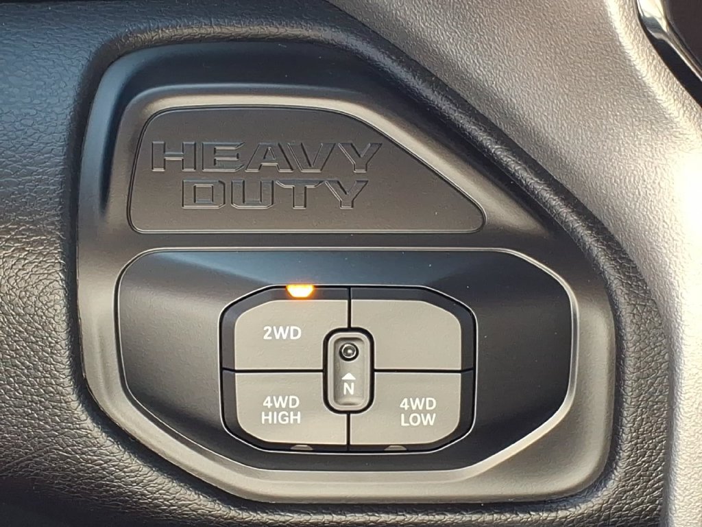 Certified 2025 RAM 2500 Big Horn AWD/4WD image 7