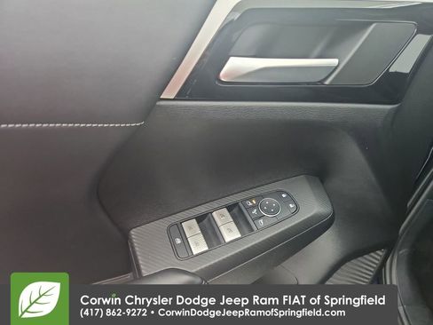 Used 2024 Mitsubishi Outlander SE image 20