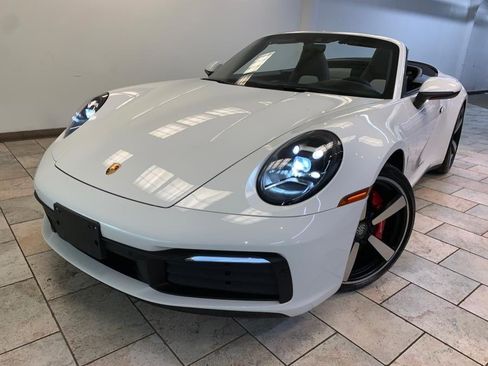 Used 2020 Porsche 911 Carrera 4S AWD/4WD image 3