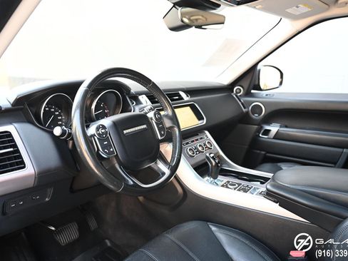 Used 2017 Land Rover Range Rover Sport HSE image 18