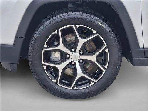 Used 2024 Jeep Compass Limited AWD/4WD image 23