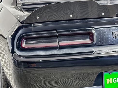 Used 2017 Dodge Challenger R/T Plus image 37