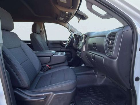 Used 2023 Chevrolet Silverado 1500 Custom image 16