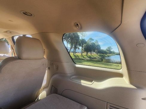 Used 2012 Cadillac Escalade Luxury image 44