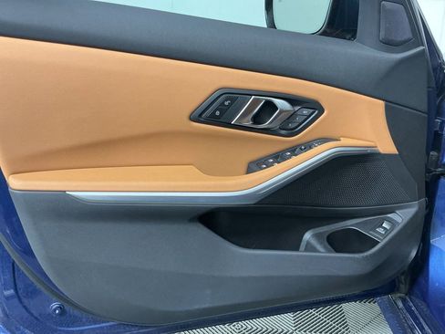 Certified 2024 BMW 330i Sedan image 19