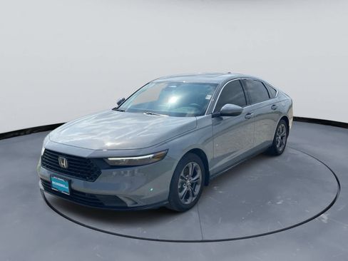 Used 2025 Honda Accord EX-L image 11