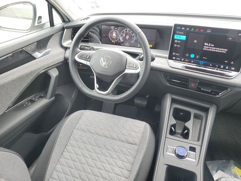 New 2026 Volkswagen Tiguan S FWD image 11