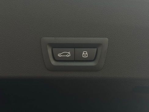 New 2026 BMW XM Label Red image 15