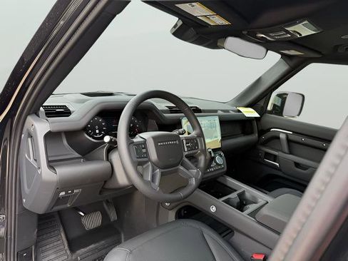 New 2026 Land Rover Defender 130 X-Dynamic SE AWD/4WD image 21