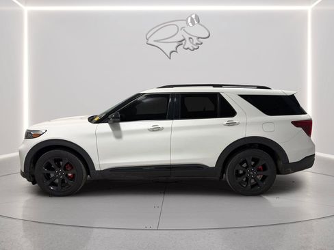 Used 2021 Ford Explorer ST w/ Equipment Group 401A AWD/4WD image 2
