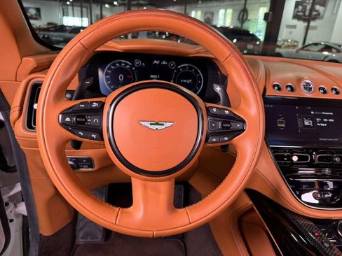 Used 2023 Aston Martin DBX 707 image 21