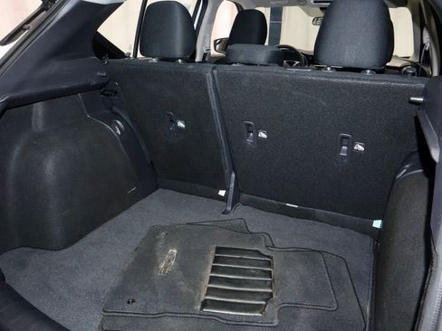 Used 2024 Nissan Kicks S image 12