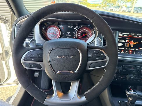 Used 2023 Dodge Charger SRT Hellcat w/ Harman/Kardon Audio Group image 28