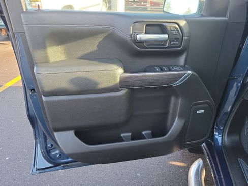 Used 2021 Chevrolet Silverado 1500 LTZ w/ Technology Package image 18