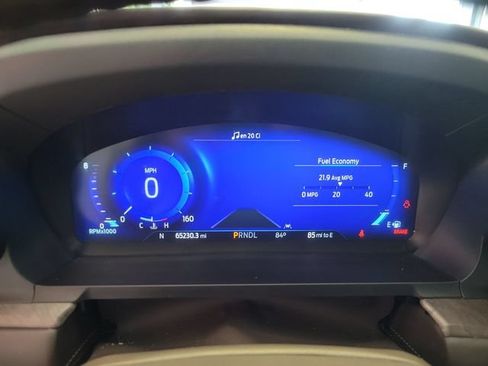 Used 2023 Ford Explorer Platinum w/ Technology Package AWD/4WD image 15