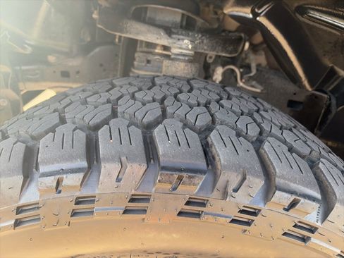 Used 2020 RAM 1500 Laramie w/ Sport Appearance Package image 10