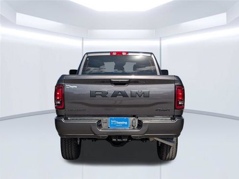 New 2026 RAM 2500 Big Horn AWD/4WD image 6