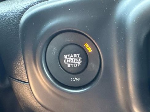 Used 2022 Jeep Wrangler Unlimited Rubicon 4xe w/ Dual Top Group AWD/4WD image 37
