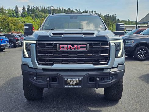 Used 2025 GMC Sierra 2500 AT4X w/ AT4X AEV Edition AWD/4WD image 8