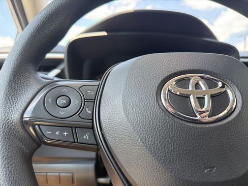 Certified 2023 Toyota Corolla LE FWD image 10