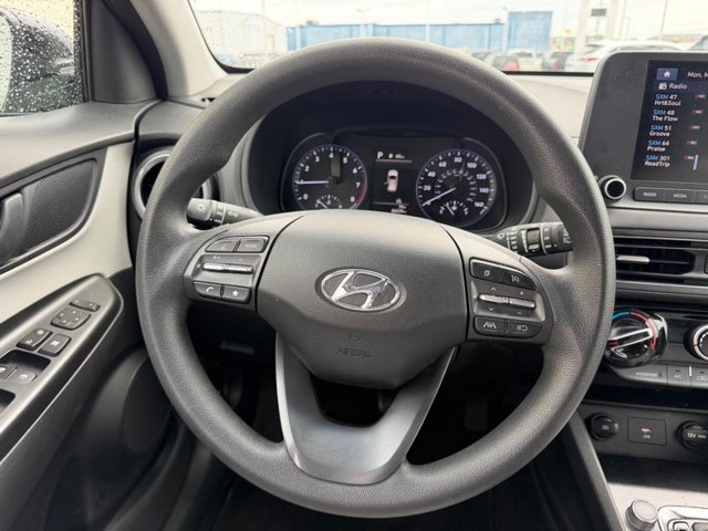 Used 2023 Hyundai Kona SEL AWD/4WD image 9