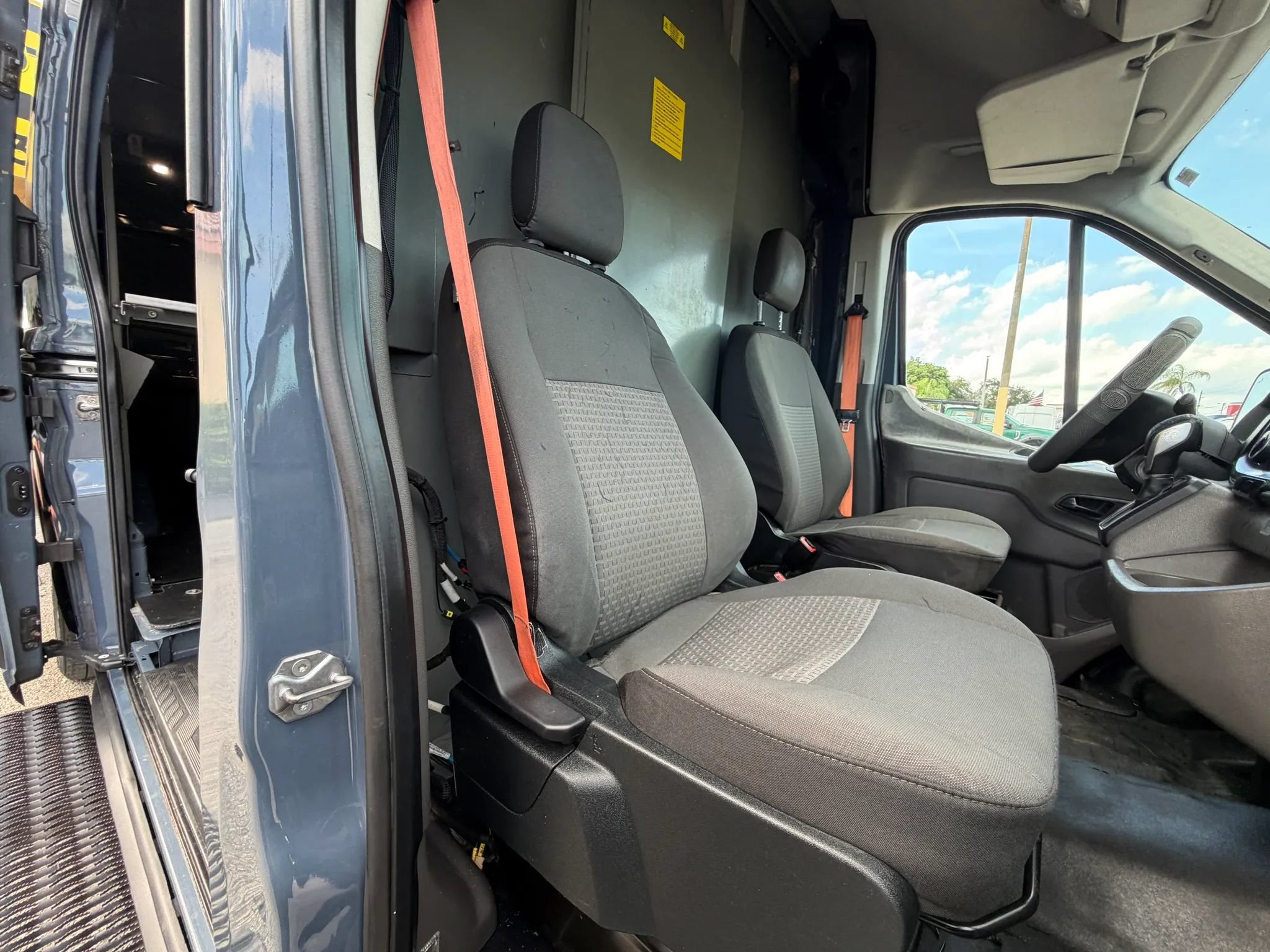 Used 2020 Ford Transit 250 148 High Roof Extended RWD image 16