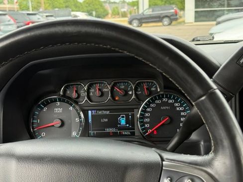 Used 2018 Chevrolet Silverado 1500 LT w/ All Star Edition AWD/4WD image 7
